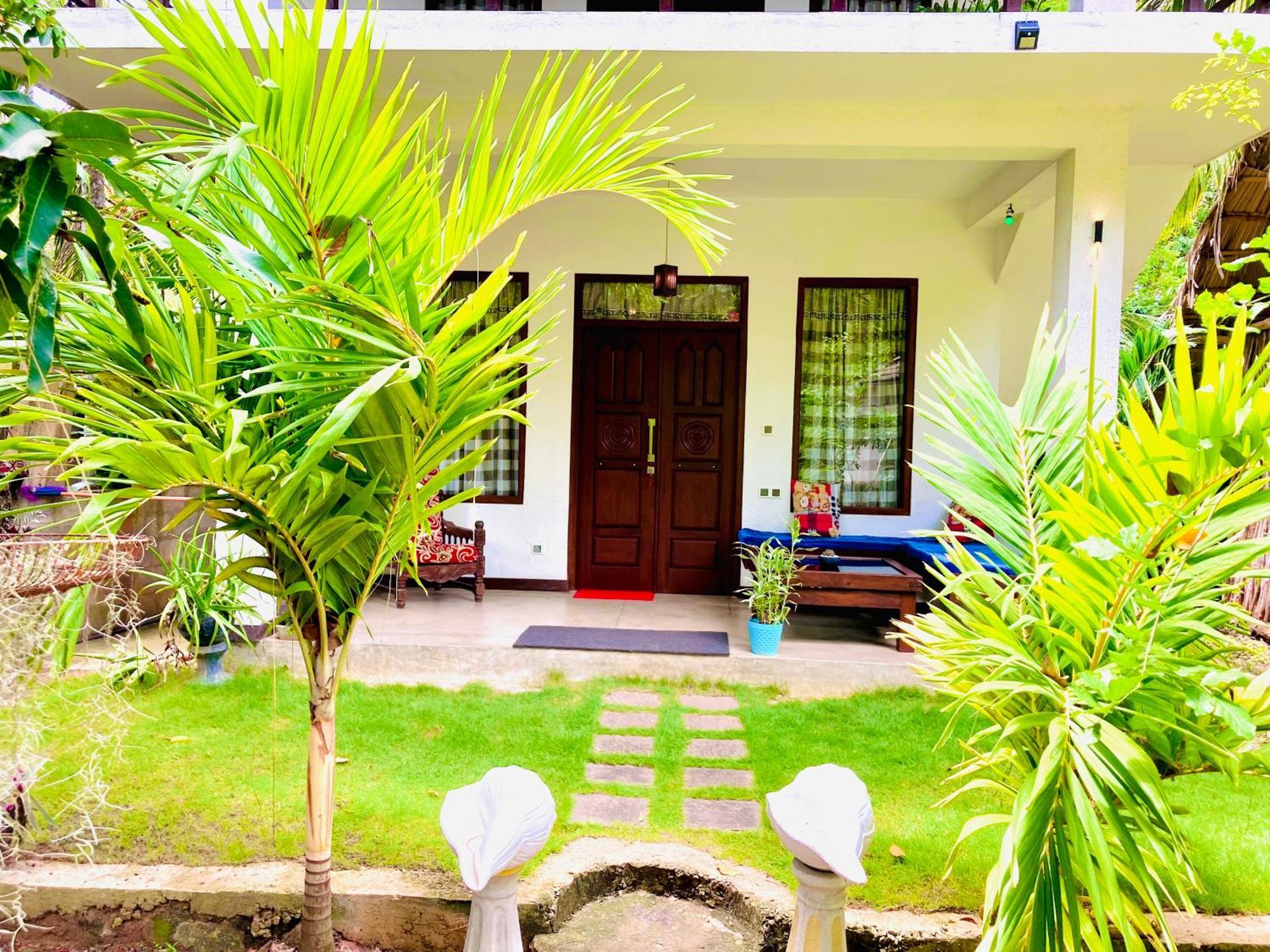 Mountain Seaview Cabanas Hotel Tangalle Exterior photo